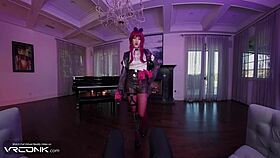 Tynd Kafka cosplay-babe rider Caelus monsterpik i Star Rail-parodi