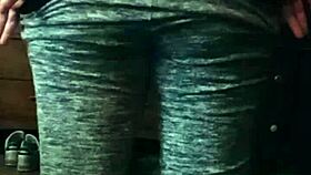 Brunette's Massive Booty Drop Ignites Overwhelming Desire and Heat