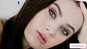 Lesbian babes facesit and lick juicy asses wildly