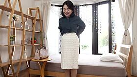 sixty-year-old japanese housewife yasuko isezawa's first raw creampie docu shoot squirting boobs