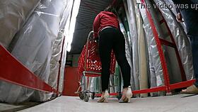 Best Outdoor Pantsing Exhibitionist Wives Flashing Huge Asses