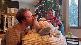 santa obsesses over housewife's bare toes and feet lick