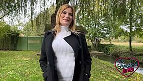 Rose Magnifique Blonde Craves Intense Milf Sex