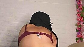 mia niqab jumps 12 inch bbc dildo arab cutie homemade toy fun