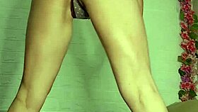 mia niqab jumps 12 inch bbc dildo arab cutie homemade toy fun