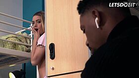 Horny babe Iya Missy bangs BBC roommate after fingering boredom 😈