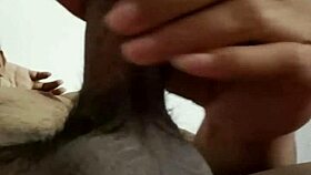 印尼女友卧室狂干派对火爆全网