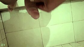 Peruvian massage leads to steamy shower entry