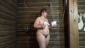 damn lesbian bathes bbw licks hairy pussy fucks gaping cunt with shower can!