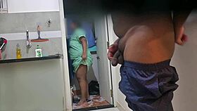 Hidden cam catches dick flashing to sexy maid Sushmitha 😏🍆