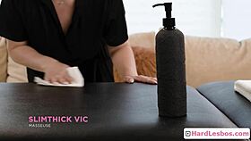 Black babe preps for wet pussy massage from blonde Ana Foxxx and Slimthick Vic 😍💦