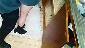 neighbor's wet pussy needs fixing longer than her sink 😏🔧