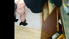 neighbor's wet pussy needs fixing longer than her sink 😏🔧