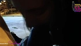 brigou com o marido e chupou o primeiro pau na praça