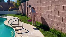 Sexy pawg alaina taylor's bunny costume hides nothing from that huge interracial cock ride