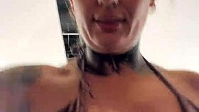 Gym pussy workout on cock public outdoor fun