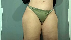 madrastra's huge ass shakes wildly in homemade rough doggystyle pounding