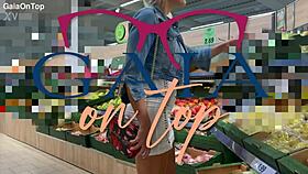 Shoplyfter milf gapes asshole with apple insertion and drinks piss creampie!