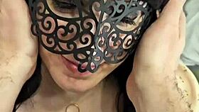 kimmi leon worships cock rims ass begs for facial