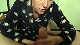 Cutie brunette couple shares wet blowjob cumshot