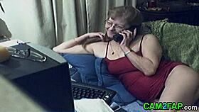 granny in glasses enjoys webcam orgasm show