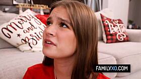 Fucking sexy milfs elizabeth skylar for wild xmas threesome 🎄😈💦