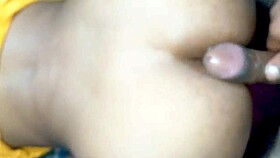 desi bhabhi's tight ass gets monster cock creampie pounding