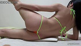 Perfect Japanese Bubble Butt Cameltoe Bikini Boobs Webcam