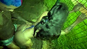 Crazy friends fuck bareback publicly with zero shame! 😈🍆💦