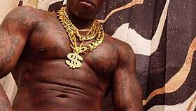 hallelujah johnson worships massive bbc in ecstatic frenzy