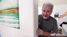 Can masseur make horny BBW Eliza orgasm wildly?