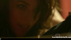 Paolla Oliveira and Maria Fernanda Candido share moments in Felizes Para Sempre S01E05.