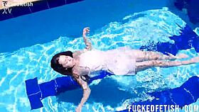 Yessica Bunny dives underwater post contractions