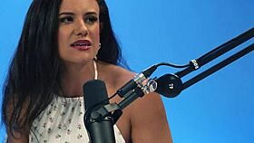 Penny Barber reveals up close milf orgasm secrets in solo masturbation frenzy