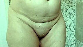 a sneaky quickie at home 😏 housewife vibes