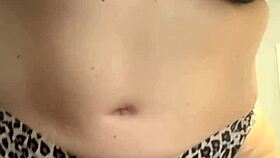 Watch this sexy milf squirt hard with her huge dildo to massive orgasms