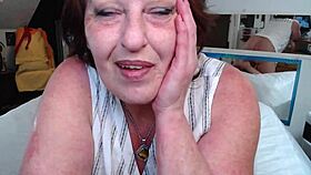 Dawnskye1962 Fingers Pussy in Ripped Pantyhose!