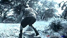 Sexy Vietnamese babe deepthroats big cock outdoors then rides it wet 😍💦