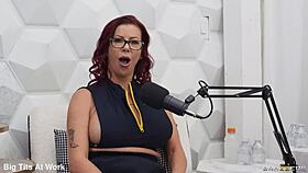 alexis fawx cheerleader kait threesome cum swap