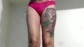 Flaquita's Long Legs Spread for Sexy Peruvian Action!