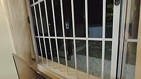 Pizza guy delivers hot anal creampie to Raquel's tight ass