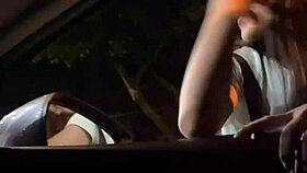 me chupando la verga a un desconocido en la via publica