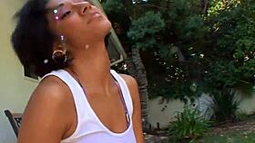 Vanessa Leon sucks cock to help intense titty workout