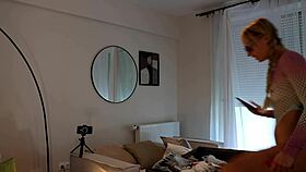 Skinny raver girl's sexy ass shake drives me wild