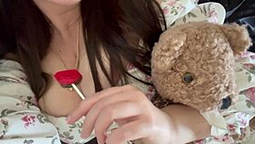 arabian snowwhite moans in asmr orgasm fucking her tight pink pussy hard