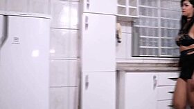 Morena Safada Craves More Than Water from Hung Delivery Guy