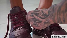 cleaner discovers thrilling bareback fun with two eager shemales