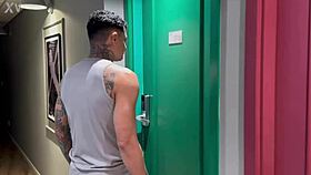 Safada Brazilian Vizinha Calls Dotado for Bareback Big Cock Pussy Fuck