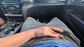 Girlfriend delivers messy handjob huge cumshot during car drive
