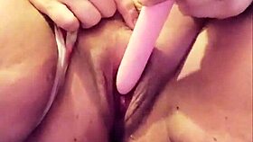 phat pussy puerto rican slut toys to squirt orgasm 💦🔥